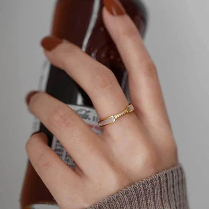 [AuraEcho]Gabrielle Diamond Simulant Gold Ring