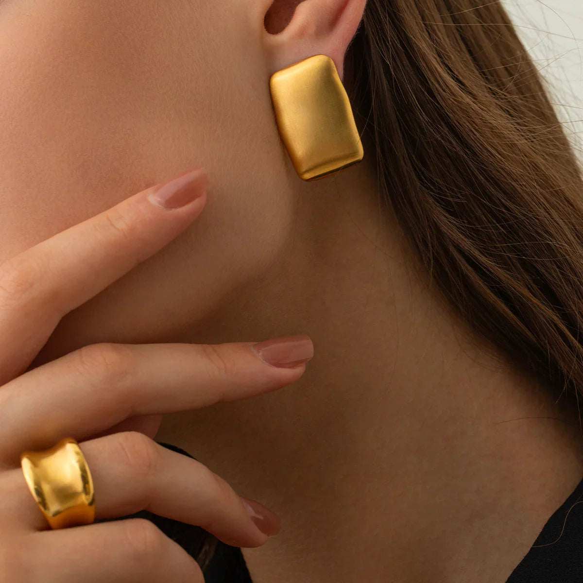 [AuraEcho]Olive Gold Earrings