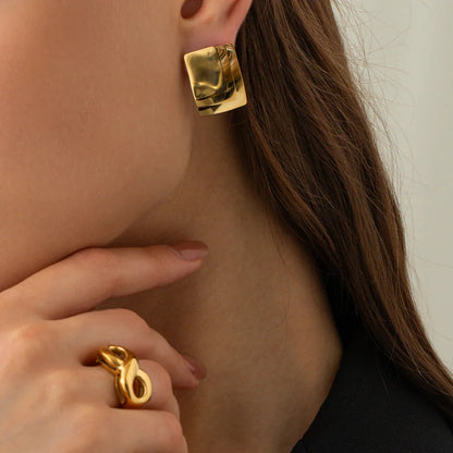 [AuraEcho]Hettie Gold Earrings
