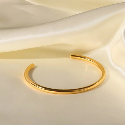[AuraEcho]Ara Gold Bangle