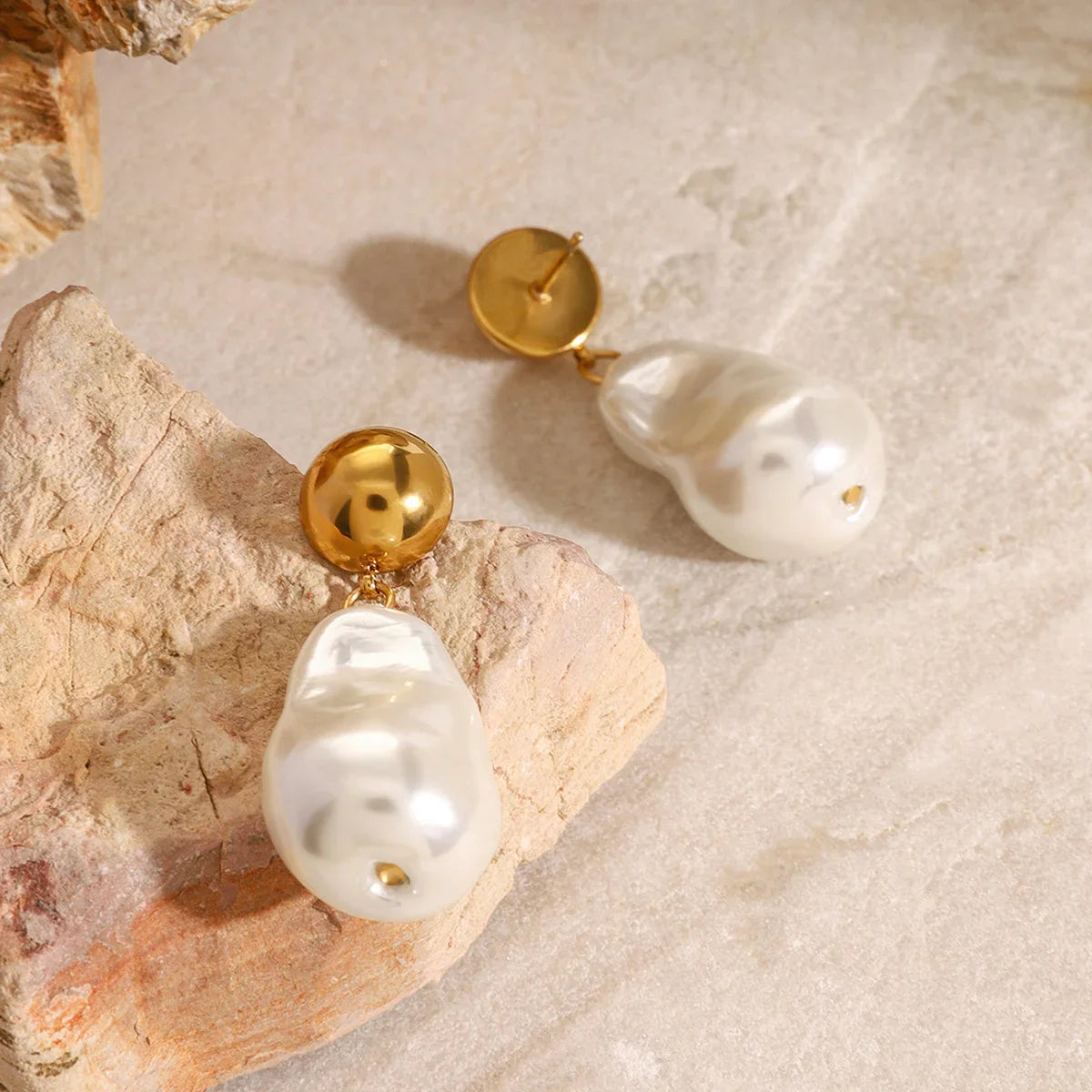 [AuraEcho]Ariana Chunky Pearl Drop Earrings