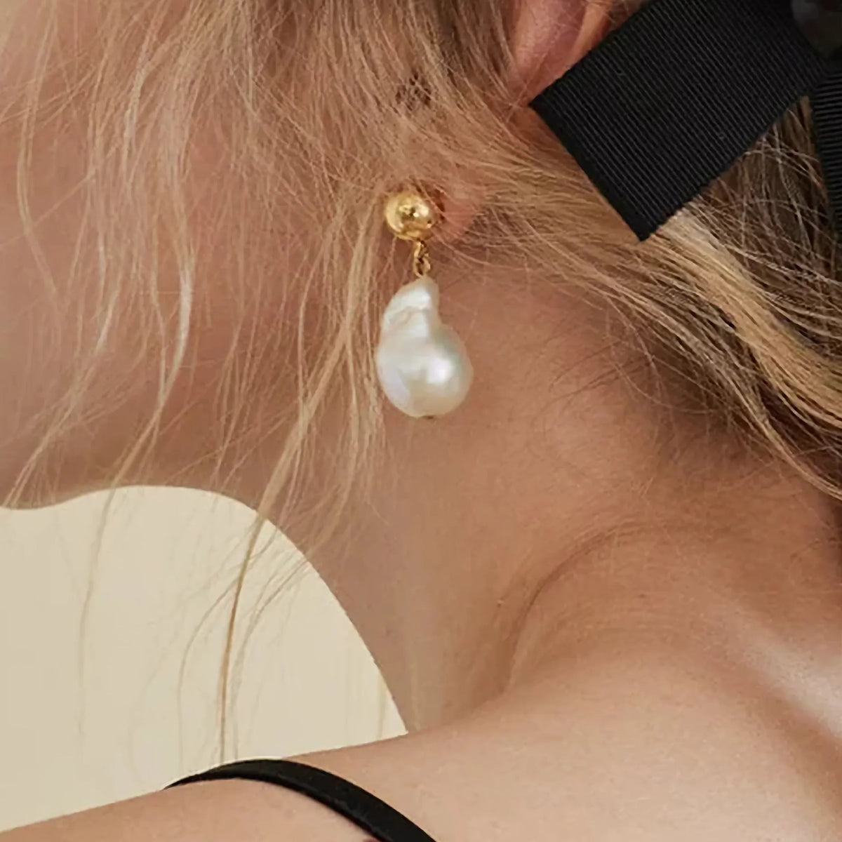 [AuraEcho]Ariana Chunky Pearl Drop Earrings