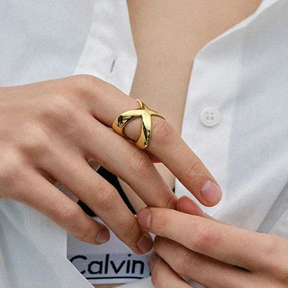[AuraEcho]Carolyn Gold Cross Ring