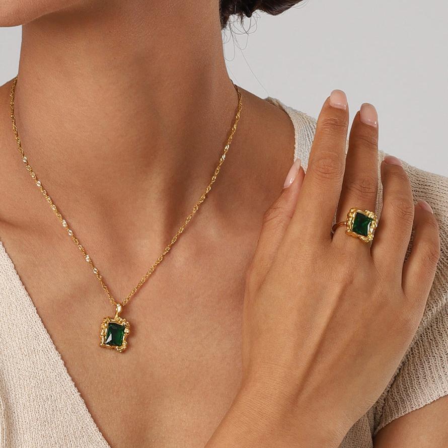 [AuraEcho]Priscilla Emerald Ring