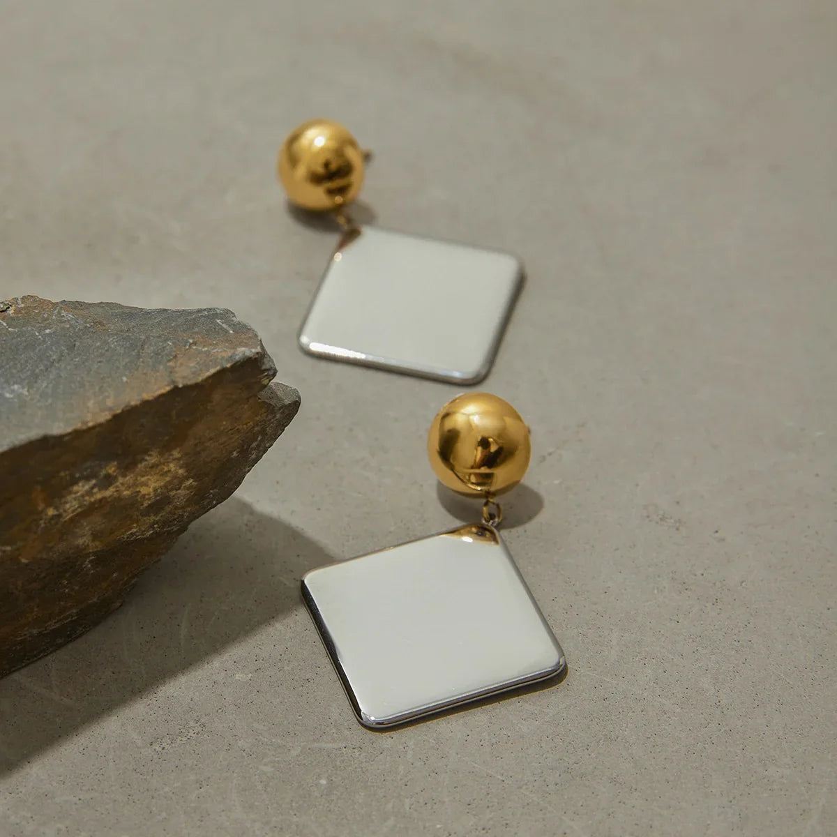 [AuraEcho]Kelly Geometric Drop Earrings