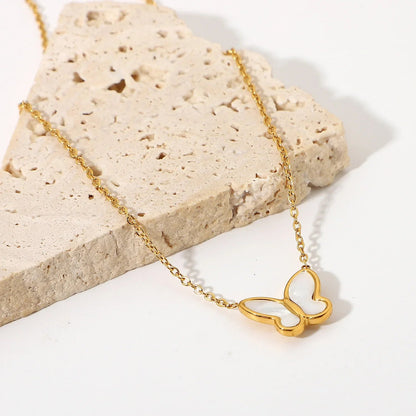 [AuraEcho]Flutterby Mother of Pearl Necklace