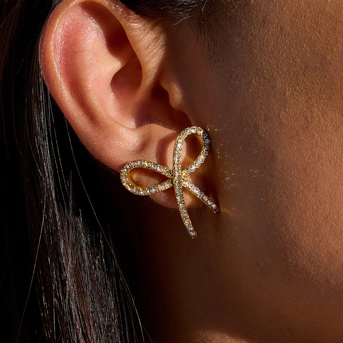 [AuraEcho]Dannah Diamond Bow Tie Earrings