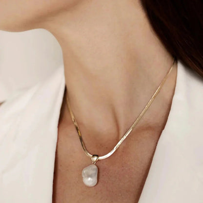 [AuraEcho]Glorietta Herringbone Pearl Necklace
