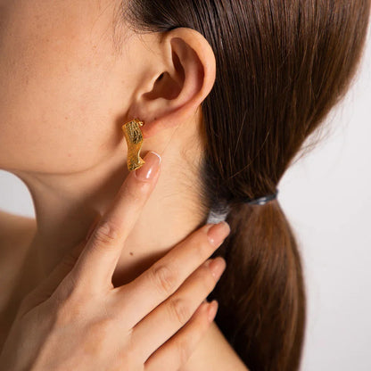 [AuraEcho]Celestina Creased Gold Sheet Earrings