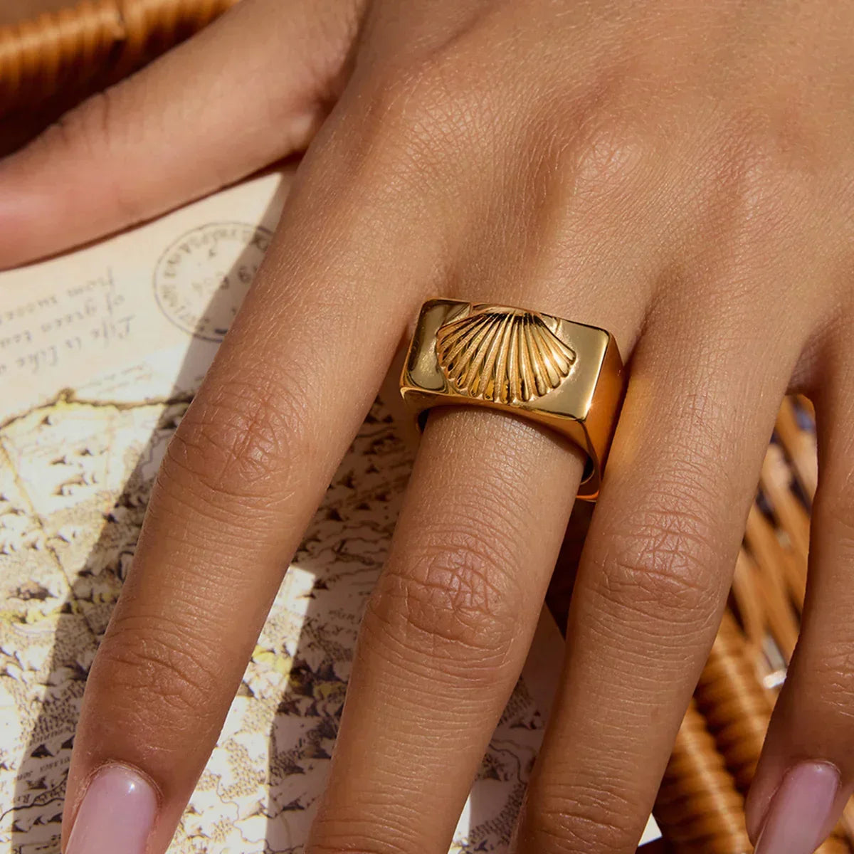 [AuraEcho]Carlotta Geometric Shell Ring