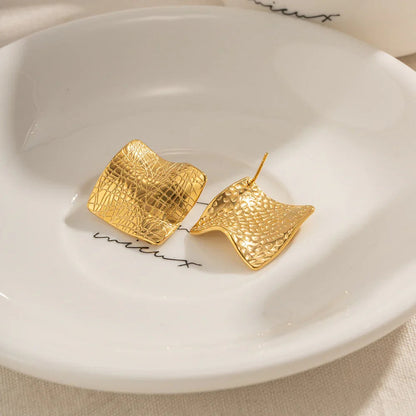 [AuraEcho]Celestina Creased Gold Sheet Earrings