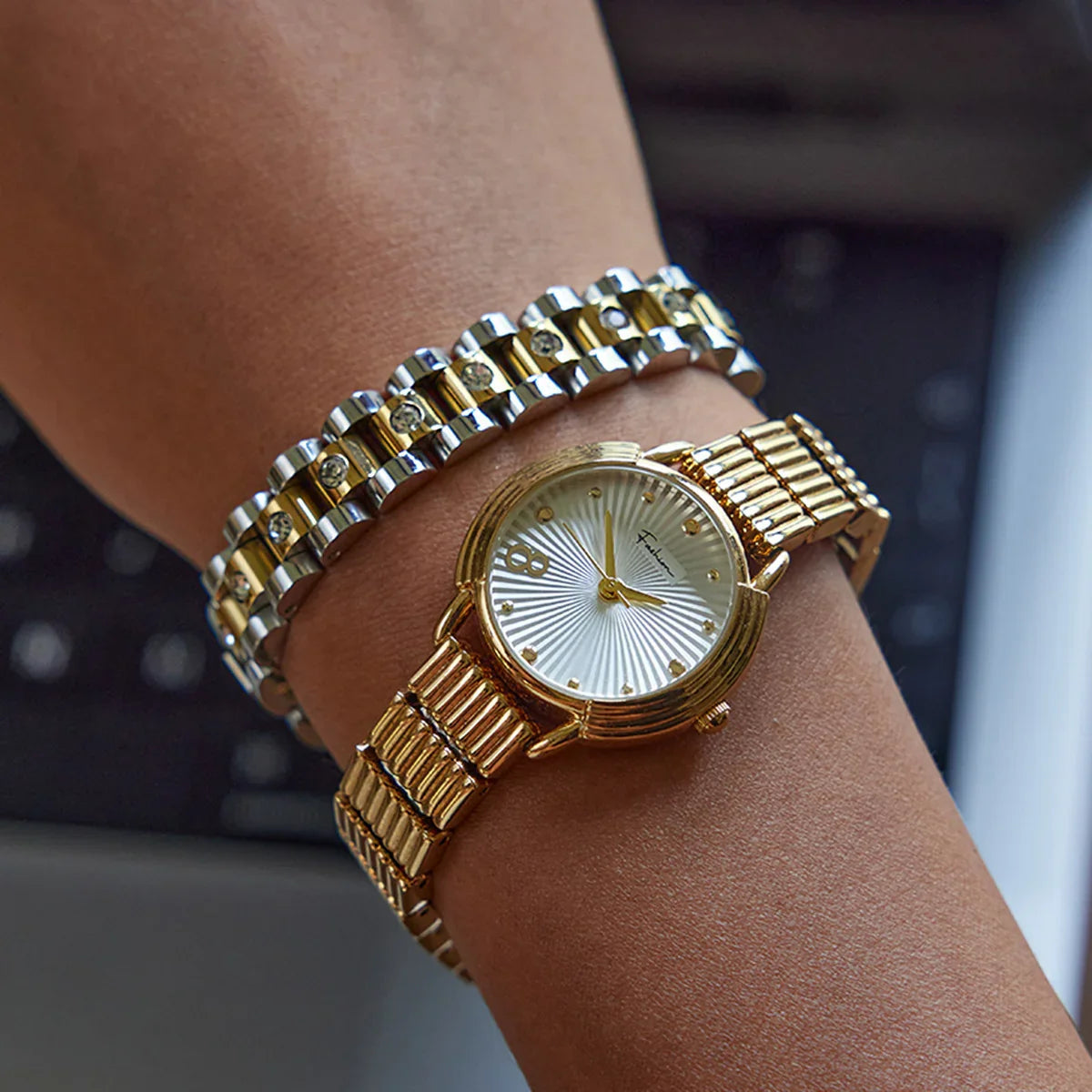 [AuraEcho]Gold Watchband Bracelet