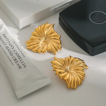 [AuraEcho]Rafaela Sculpted Petal Gold Earrings