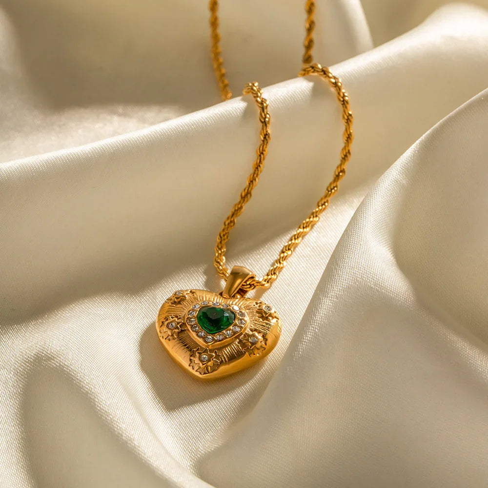 [AuraEcho]Caelus Gold Heart Necklace