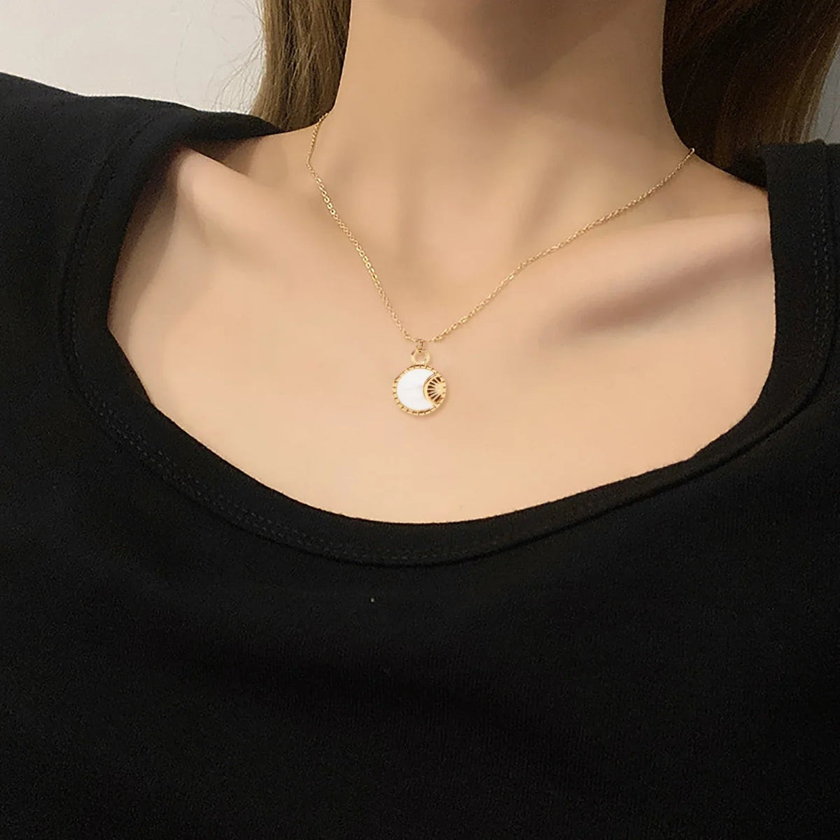 [AuraEcho]Brooklyn Freshwater Pearl Necklace