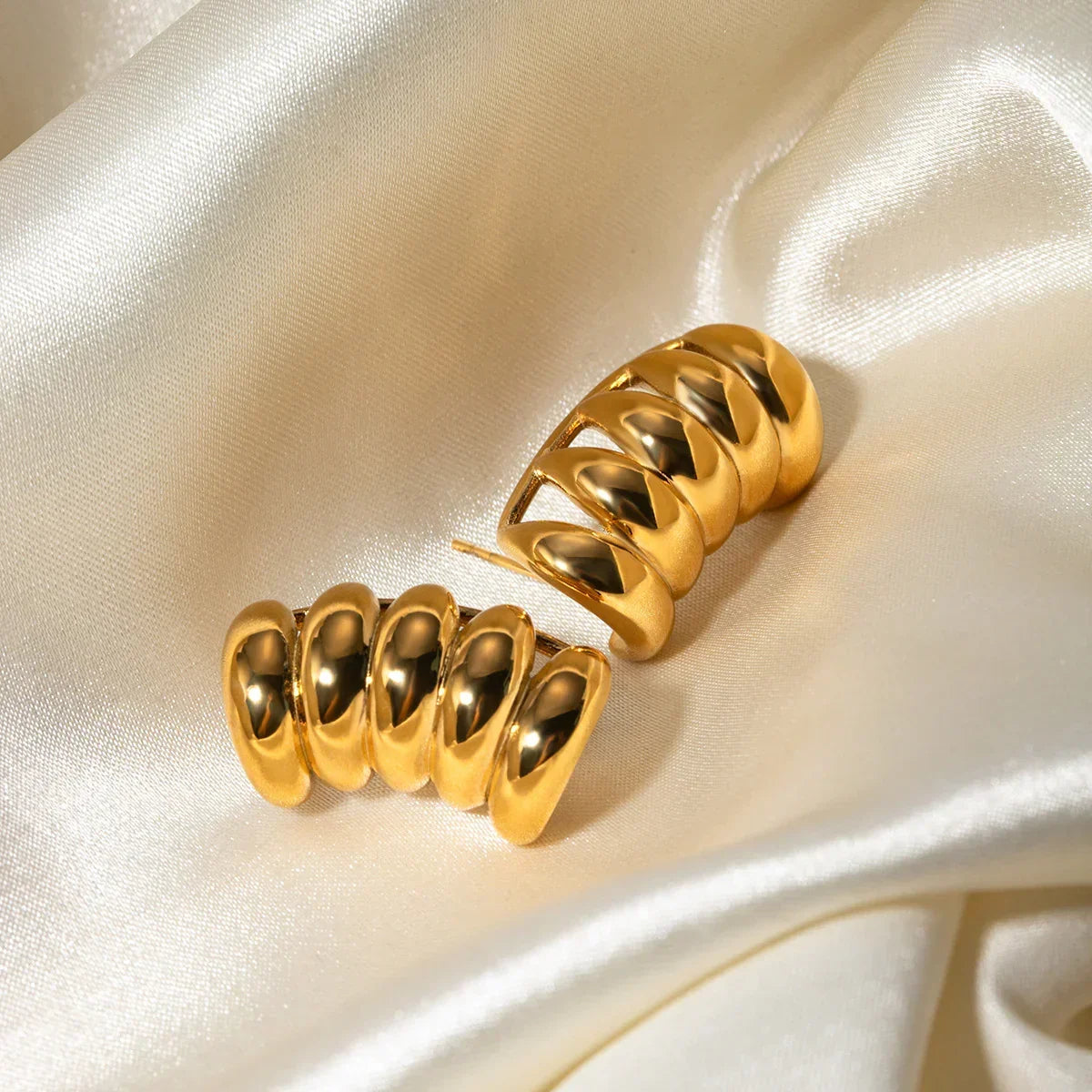 [AuraEcho]Beatrix Gold Earrings