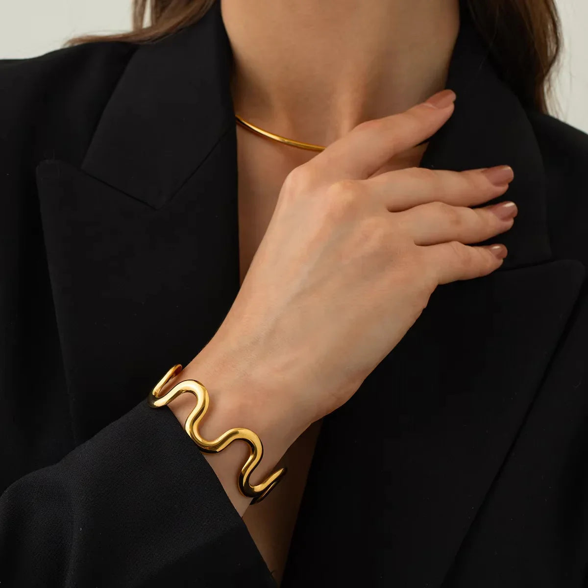 [AuraEcho]Senna Twisted Gold Bangle