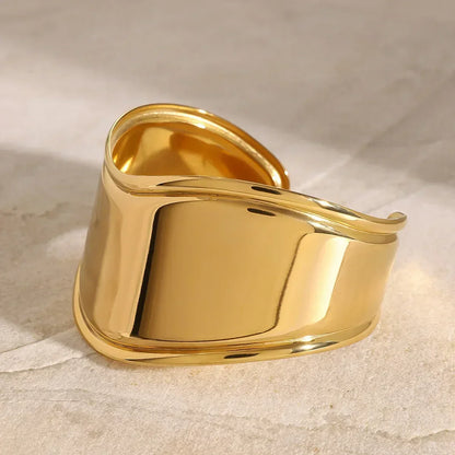 [AuraEcho]Izza Smooth Gold Cuff