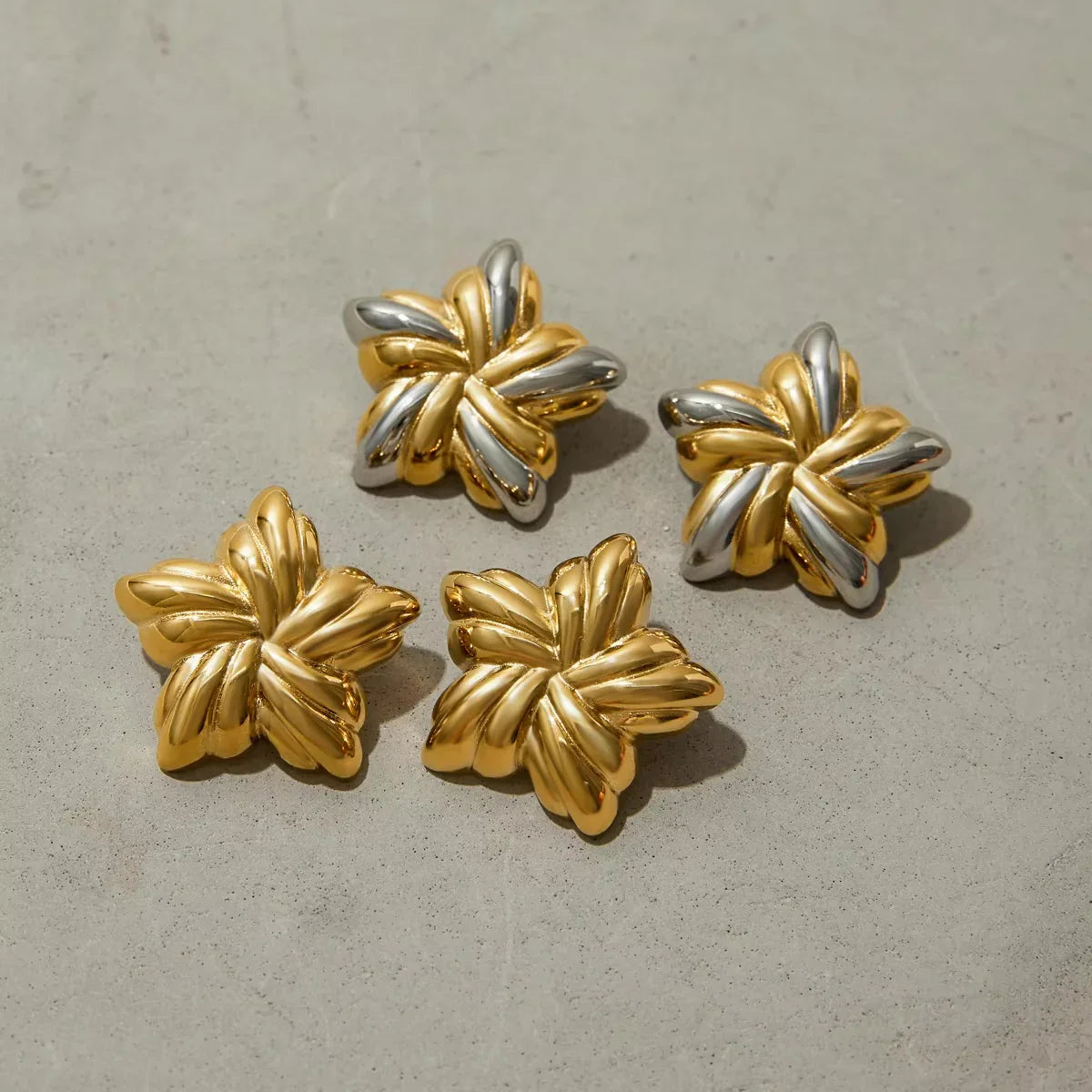 [AuraEcho]Thymes Gold Star Earrings