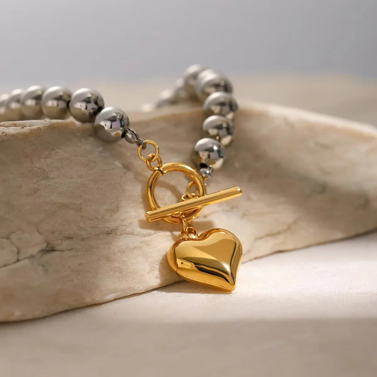 [AuraEcho]Alicia Chunky Bead Heart Bracelet