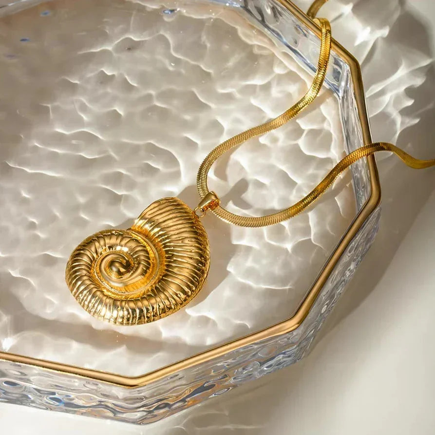 [AuraEcho]Cascadia Nautilus Gold Necklace