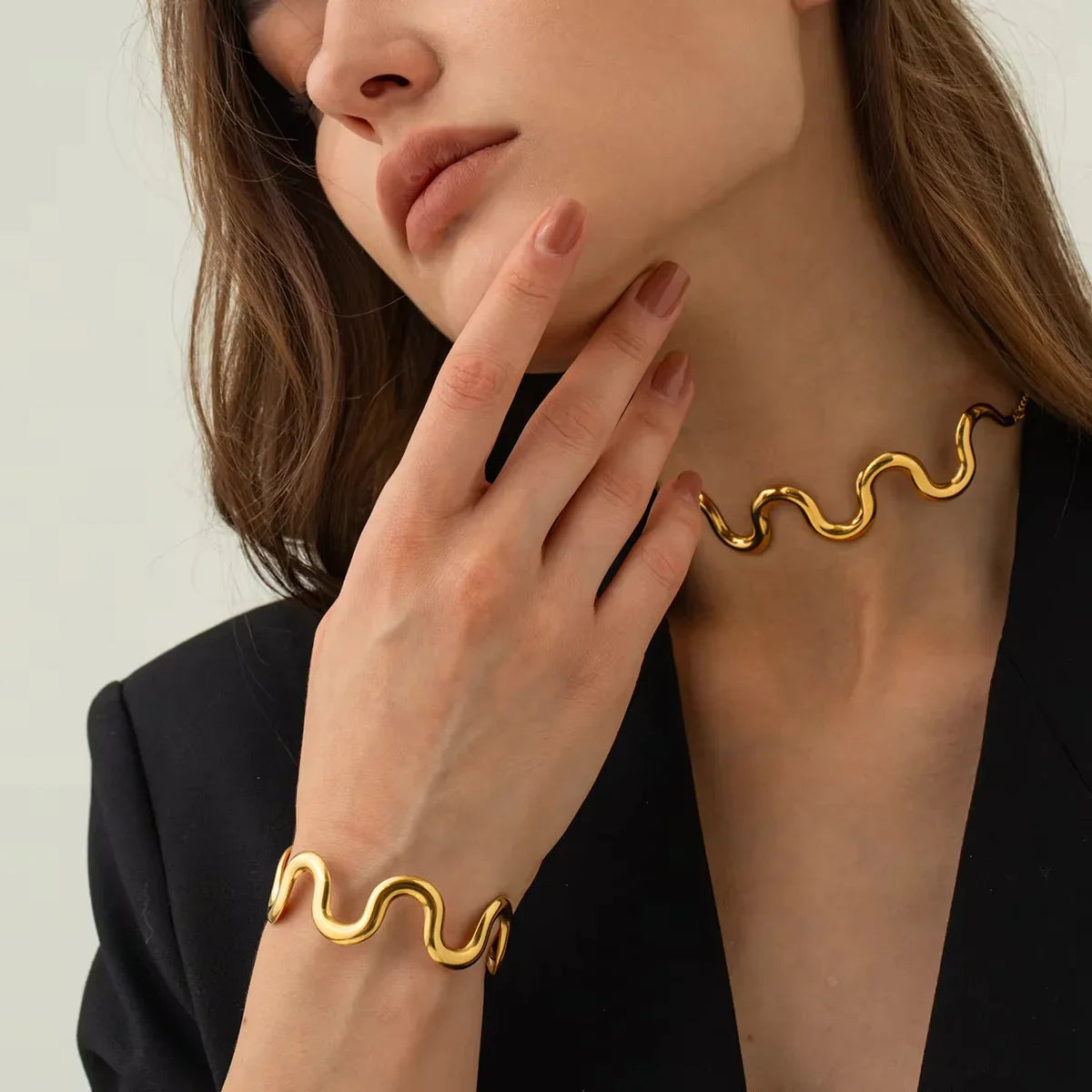 [AuraEcho]Senna Twisted Gold Bangle