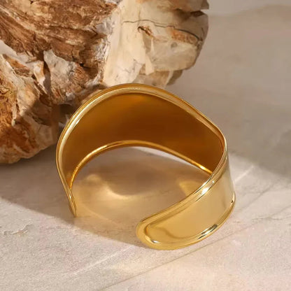 [AuraEcho]Izza Smooth Gold Cuff