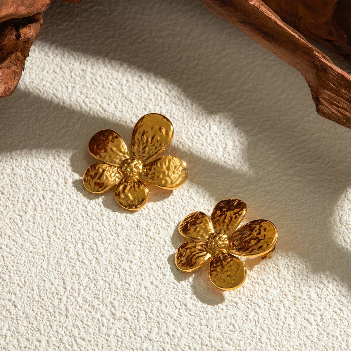 [AuraEcho]Daisy Gold Earrings