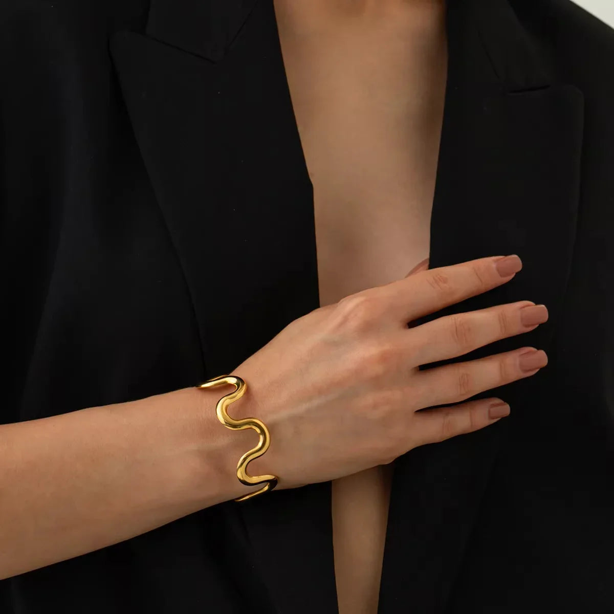 [AuraEcho]Senna Twisted Gold Bangle