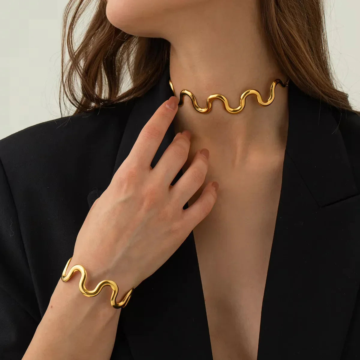 [AuraEcho]Senna Twisted Gold Bangle