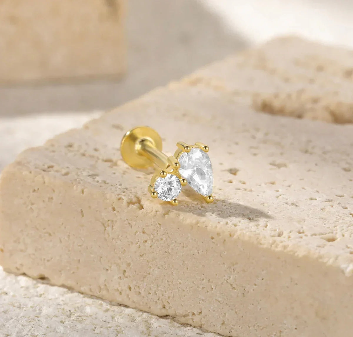 [AuraEcho]Kate Flat Back Diamond Stud